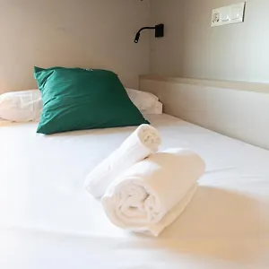 Residencia Bravo Students Hotel